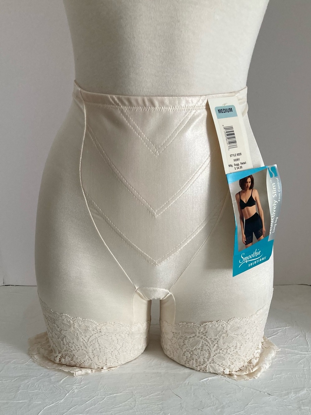 Smoothie Solutions Seductively Slim Shapewear - Ivory Lace trimmed legs Medium
